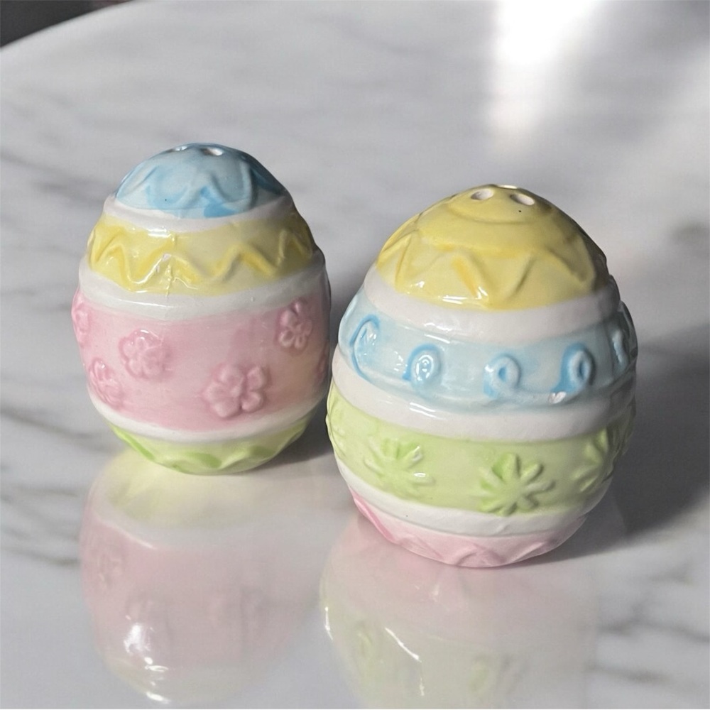 Colorful Ceramic Egg Salt and Pepper Shakers